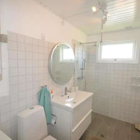 펜션 Three-bedroom Holiday Vaeggerlose With A Fireplace 06